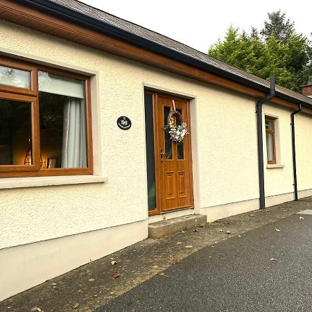 Sarah'S Cottage Ньюрі Екстер'єр фото