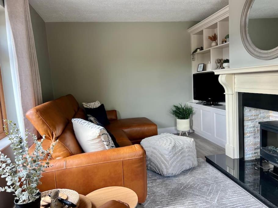 Sarah'S Cottage Ньюрі Екстер'єр фото